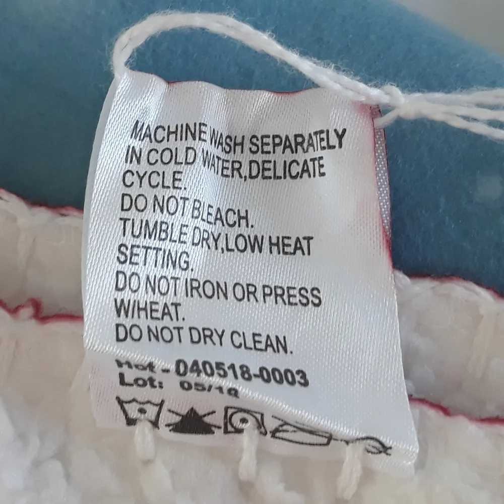 Joy to the World Sherpa Throw 50x60